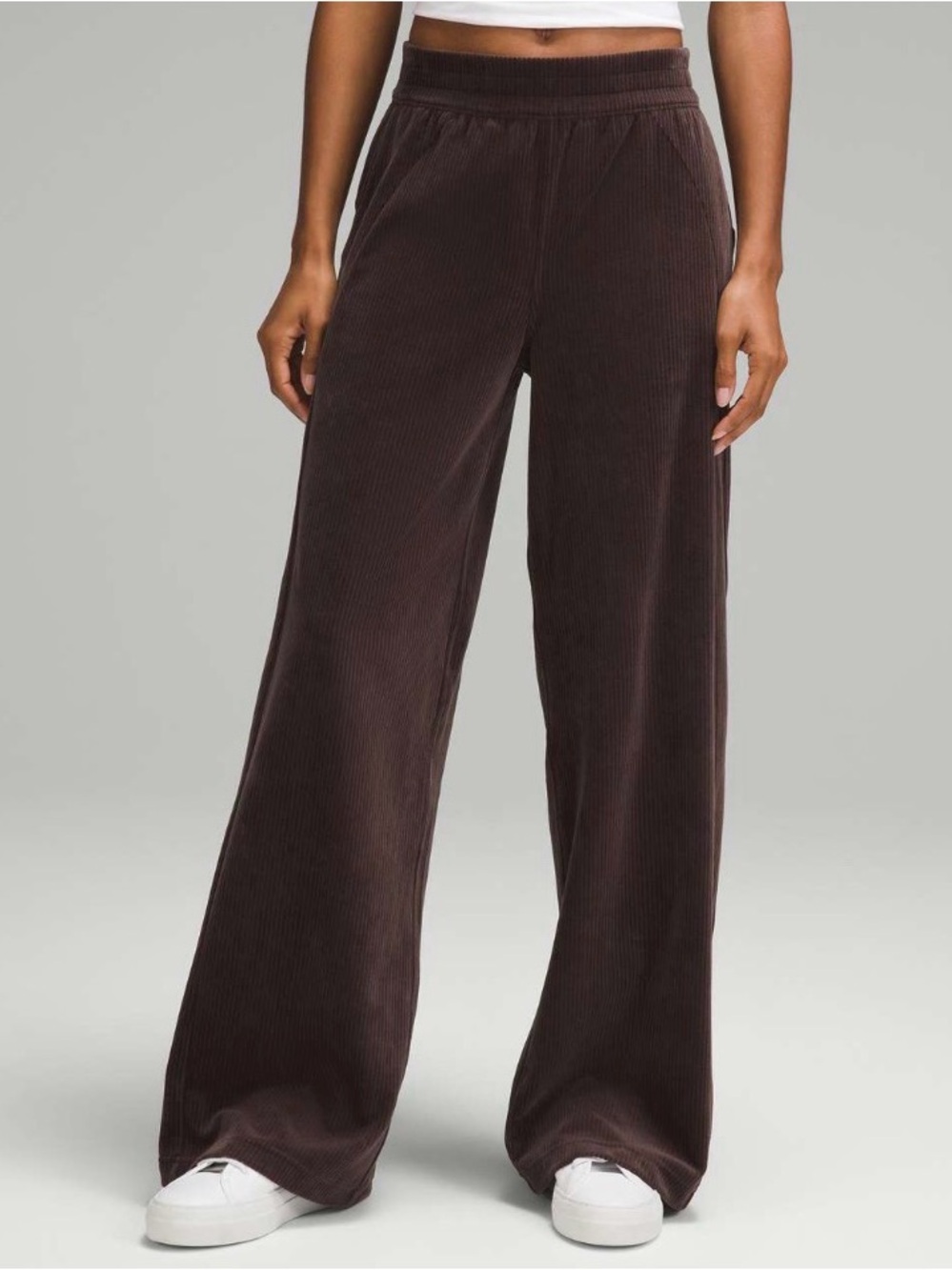 Lululemon Scuba Mid-Rise Wide-Leg Pant *Velvet Cord Espresso